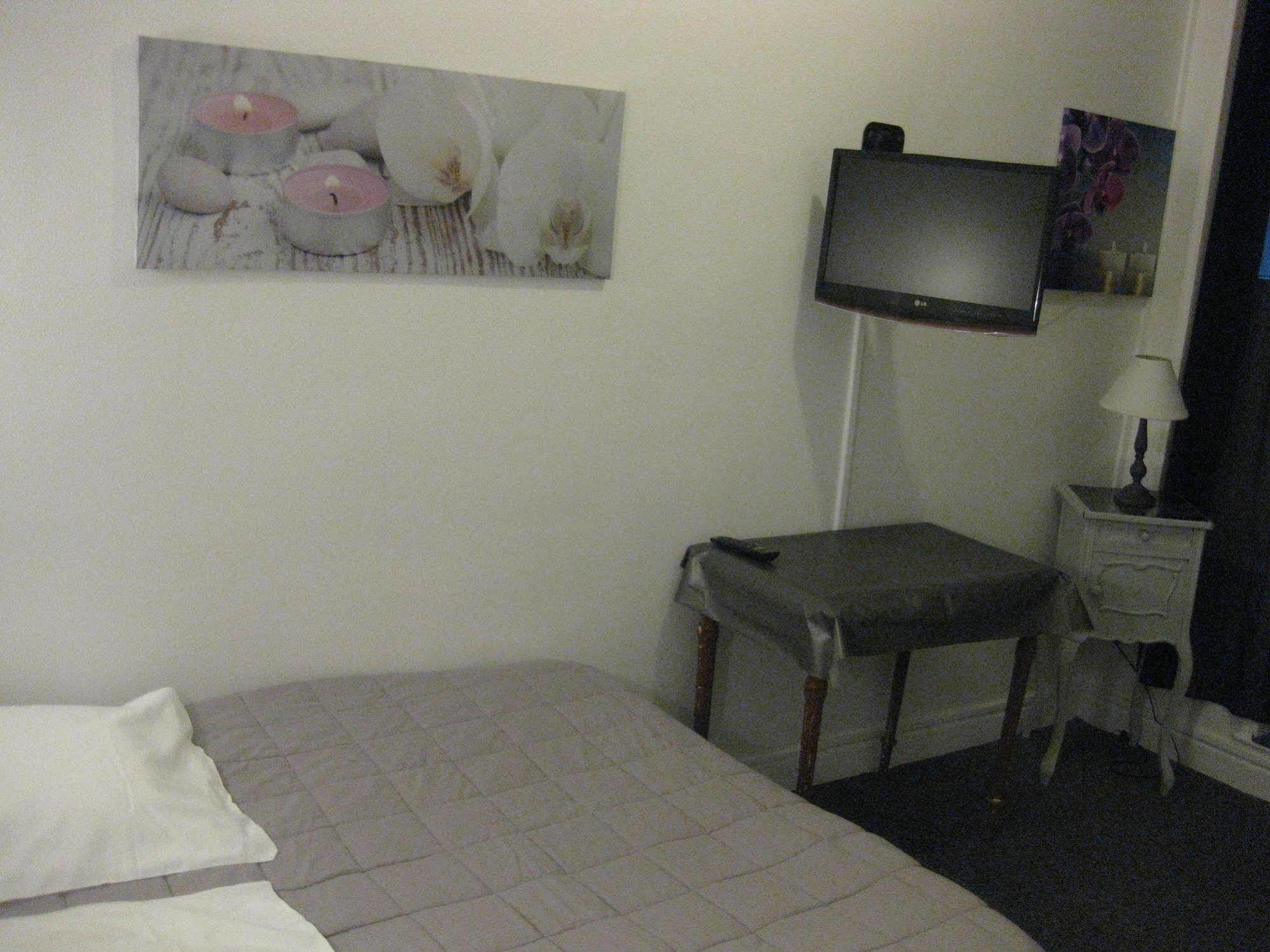 Hotel Le Monopole Reims Zewnętrze zdjęcie